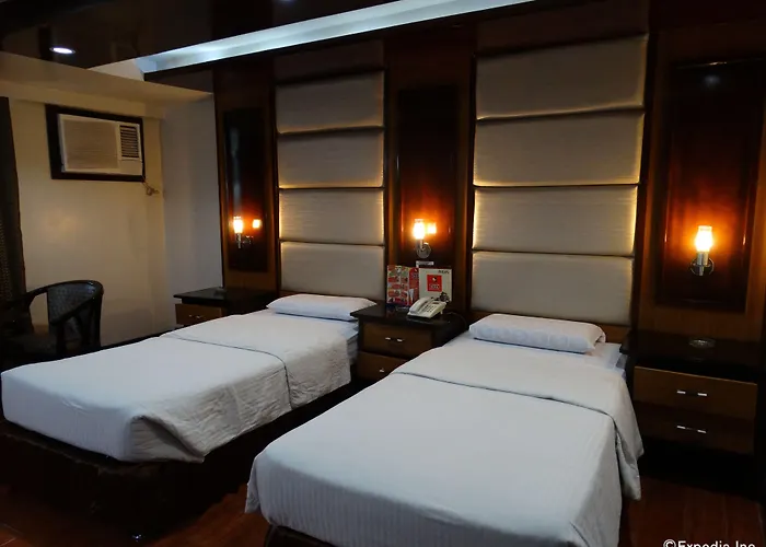 ホテル Sogo Malate 3*